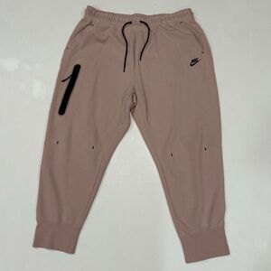 Nike Tech Fleece Joggers Women’s 1X Dusty Mauve Pink Sweatpants